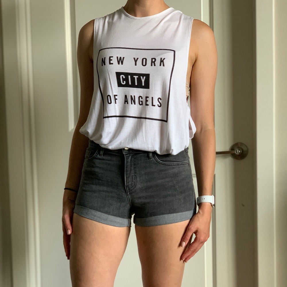Graphic Tank with Side Slits